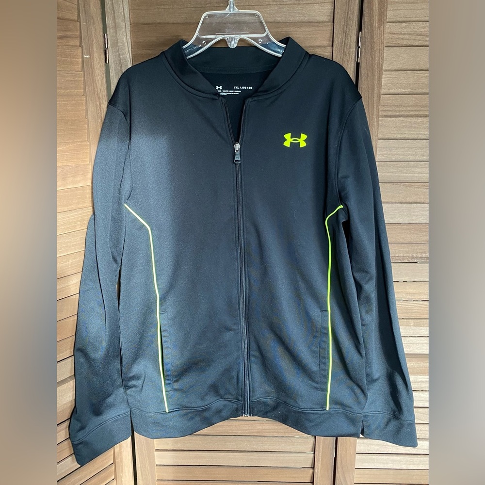 Boys Under Armour Black Zip Jacket
